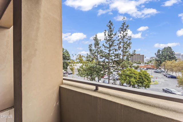 Detail Gallery Image 14 of 23 For 931 E Walnut St #202,  Pasadena,  CA 91106 - 1 Beds | 1/1 Baths