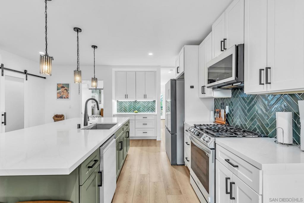 MLS #250042187SD image #4