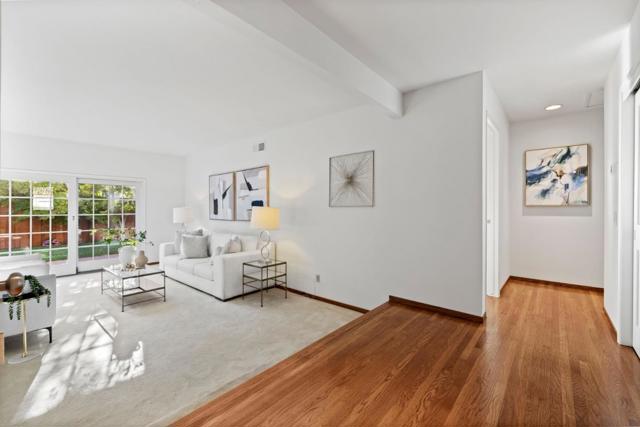 626 Harvester Drive, Foster City CA: https://media.crmls.org/mediaz/2859d4eb-c547-43d3-91ed-6bd6df3bbd32.jpg