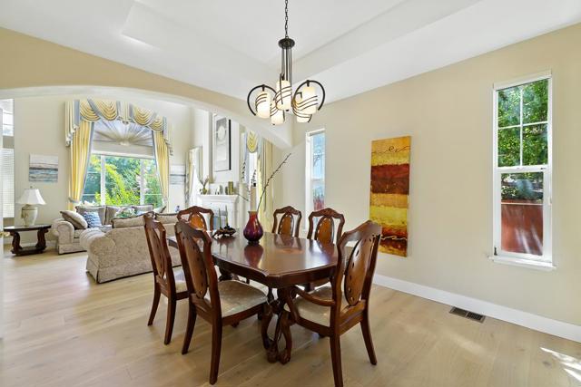 553 Lower Vintners Circle, Fremont CA: https://media.crmls.org/mediaz/285a04a5-c3ab-44a7-b93a-aaf3549bfa33.jpg