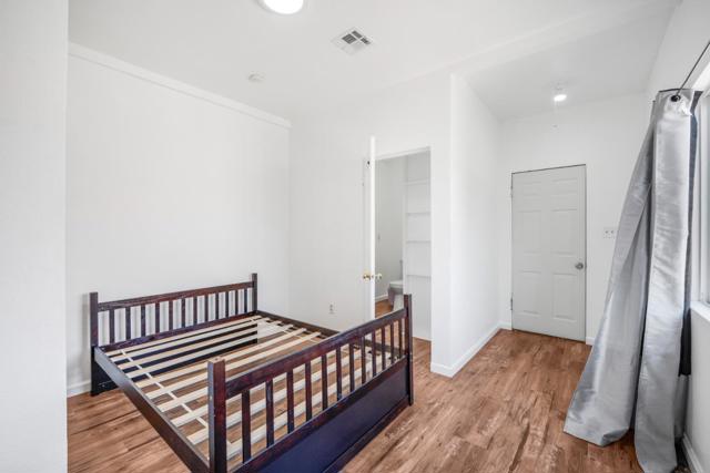 1511 W Tulare Avenue, Newman CA: https://media.crmls.org/mediaz/285b233d-69cd-4c93-8891-a4a92bc215e7.jpg