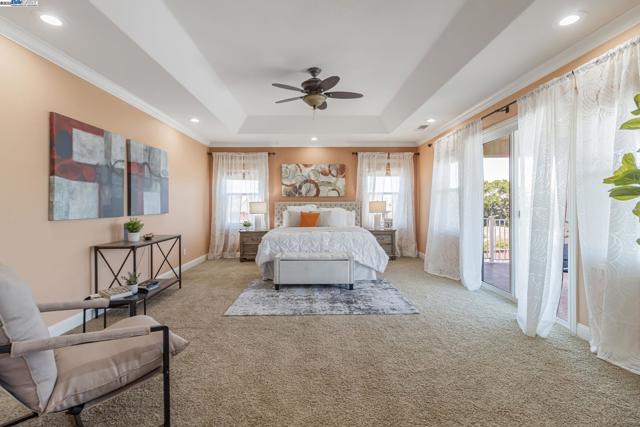 548 Wycombe Ct, San Ramon CA: https://media.crmls.org/mediaz/285bdead-d855-4b2f-9551-64a522621f03.jpg