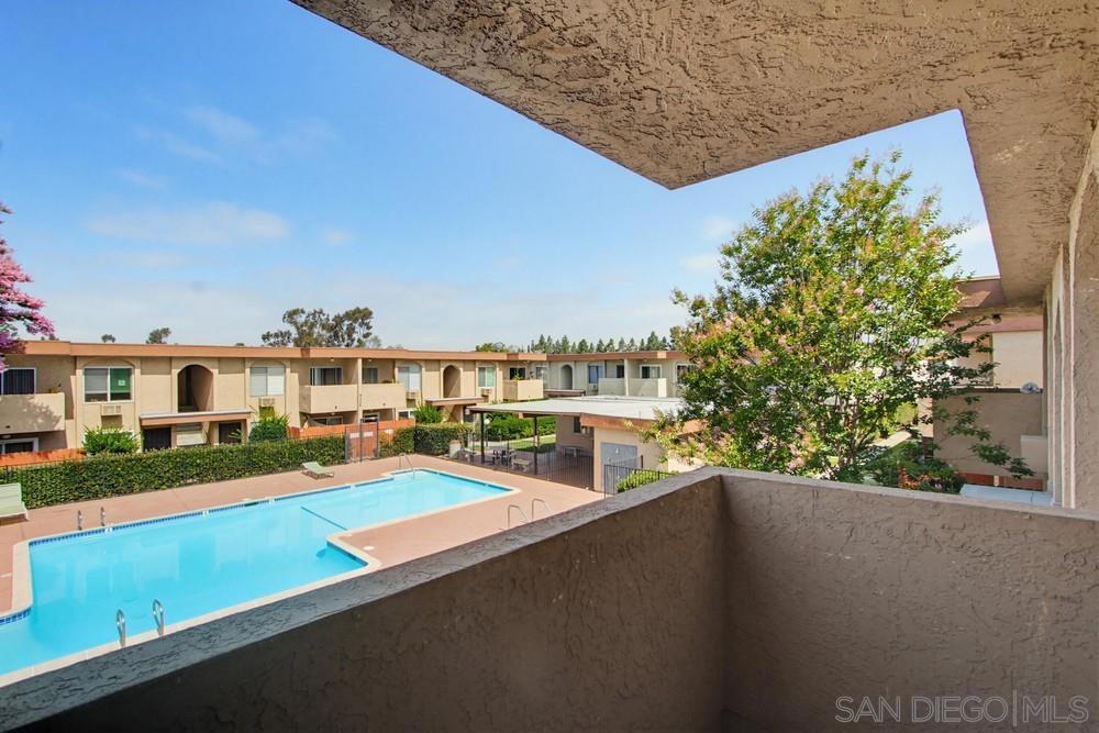 9598 Carroll Canyon - photo 15