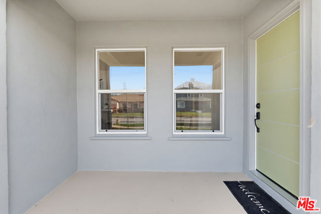 9402 S Van Ness Avenue, Los Angeles CA: https://media.crmls.org/mediaz/285ce87b-a7fc-49ce-a94d-294ba919587d.jpg