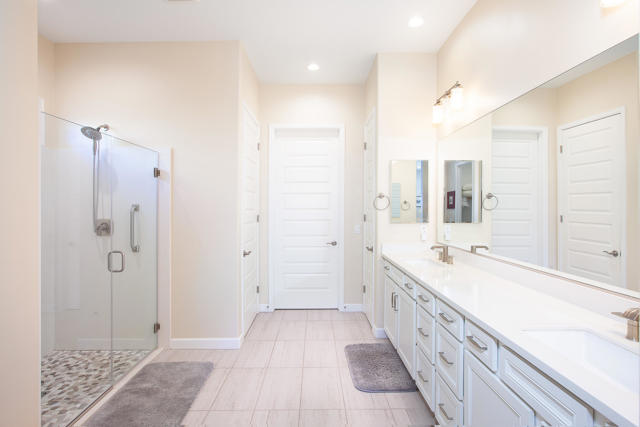 38 Burgundy, Rancho Mirage CA: https://media.crmls.org/mediaz/285d015f-db8e-4b2b-ab7e-a6e898df81c3.jpg