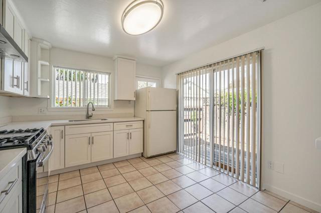 838 Wheeler Street, Santa Rosa CA: https://media.crmls.org/mediaz/285e788d-f352-4c32-8cd7-3ecb98200999.jpg