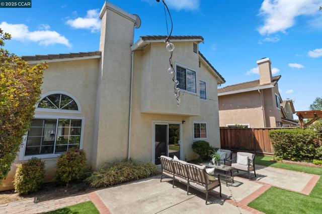 1015 Hidden Oak Ct, Concord CA: https://media.crmls.org/mediaz/285e864d-f84f-4348-9b9f-f8fab8fd27fe.jpg