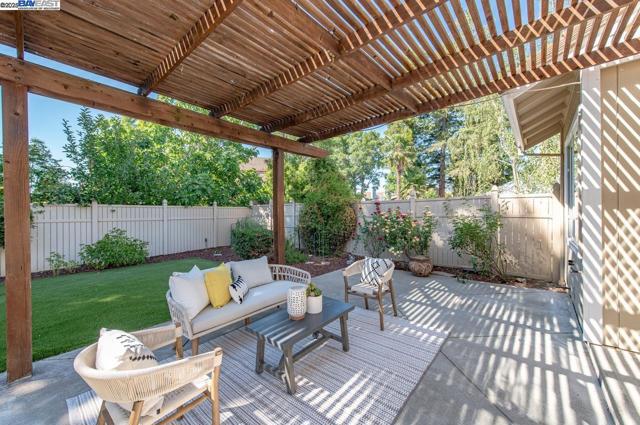 847 Dana Cir, Livermore CA: https://media.crmls.org/mediaz/285fa9da-df1f-471e-8223-8f6a0699982a.jpg