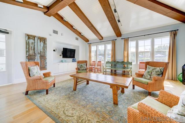 4314 Star Path Way, Oceanside CA: https://media.crmls.org/mediaz/285faa3b-1afa-465c-a9d6-f5d1a2c35514.jpg