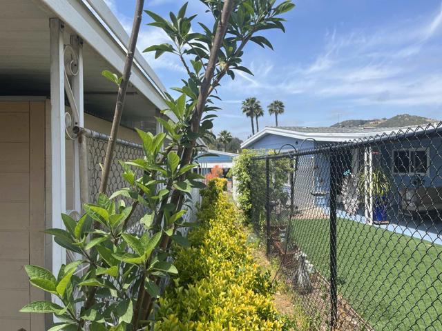 2250 N Broadway, Escondido CA: https://media.crmls.org/mediaz/28609112-4e0e-42a5-b4f8-3e3a23d1bd79.jpg