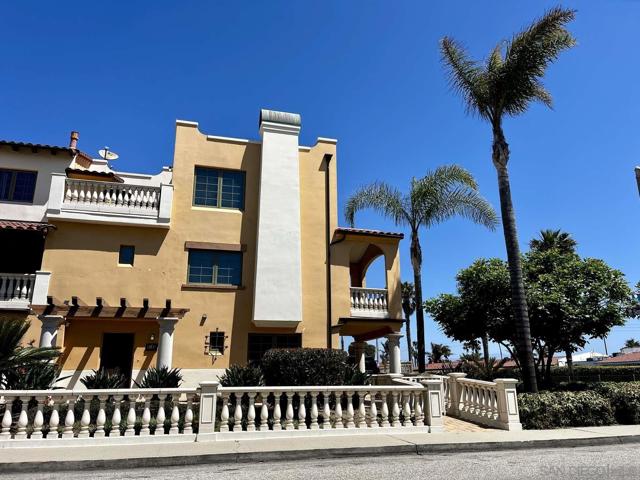 5103 W Wooley Rd, Oxnard CA: https://media.crmls.org/mediaz/28609877-f35e-462f-9683-ff6cdee0bafa.jpg