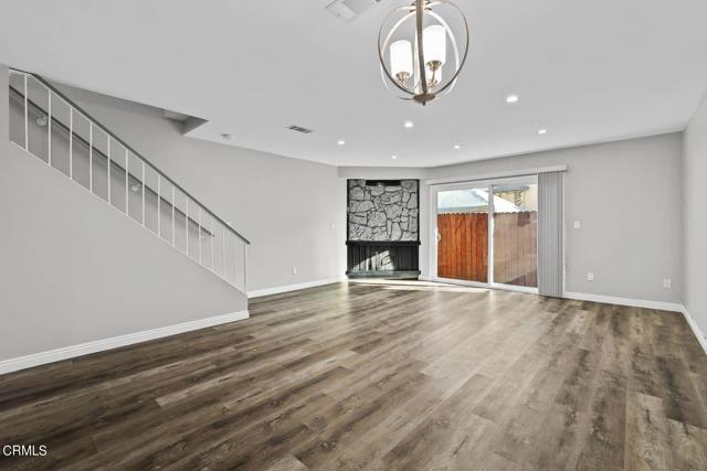 Detail Gallery Image 8 of 22 For 80 S Sunnyslope Ave #102,  Pasadena,  CA  - 2 Beds | 1/1 Baths