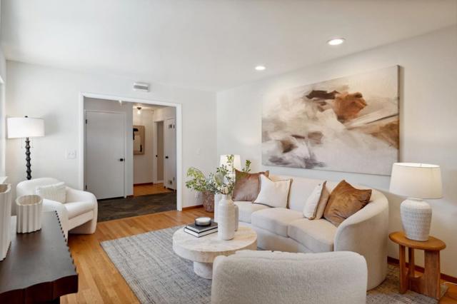 1410 Thunderbird Avenue, Sunnyvale CA: https://media.crmls.org/mediaz/286421de-40dd-476f-8661-aabb0cc589d4.jpg
