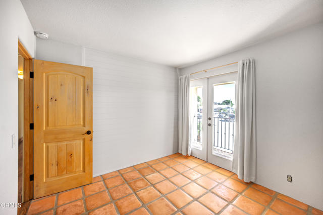 Detail Gallery Image 14 of 19 For 6349 Condor Ct, Ventura,  CA 93003 - 4 Beds | 2/1 Baths