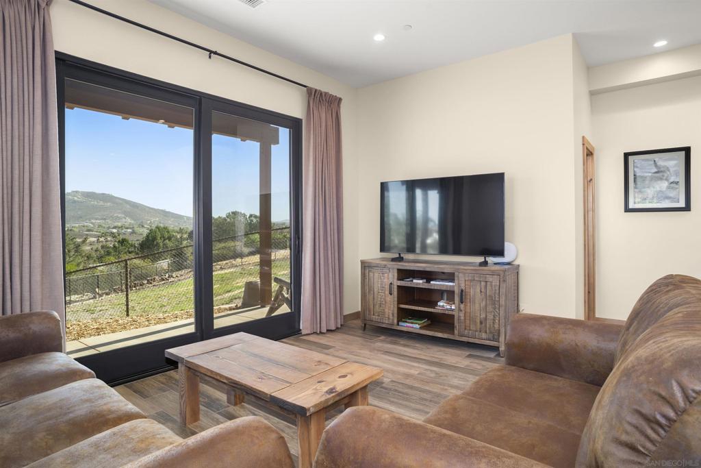 3605 Fortuna Ranch Rd. - photo 4
