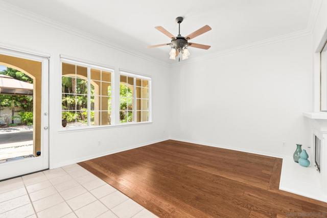 616 Marlin Ln, Carlsbad CA: https://media.crmls.org/mediaz/28656ccd-8e30-4c4c-9e07-df2ba00f9823.jpg