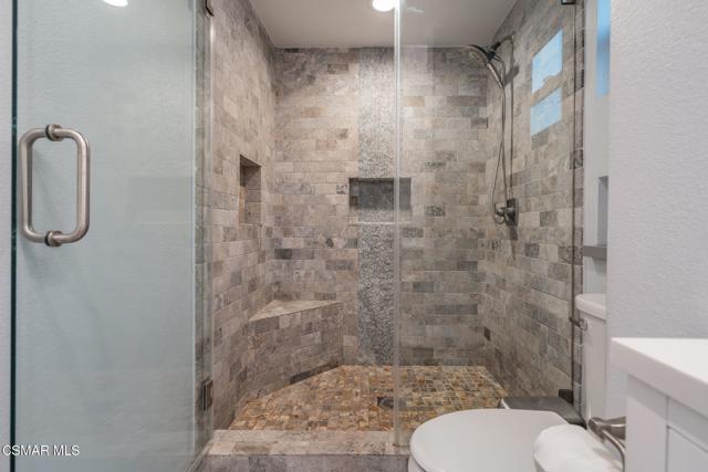2760 Royal Avenue, Simi Valley CA: https://media.crmls.org/mediaz/2865aab9-0e9f-4385-977a-6777efc073bb.jpg