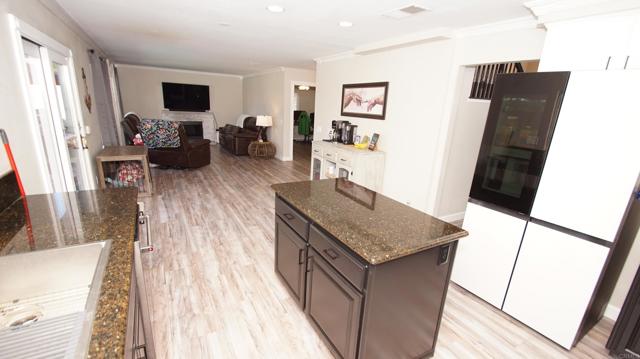 42944 Calle Reva, Temecula CA: https://media.crmls.org/mediaz/2865f4b6-cb4e-4e9b-bcff-b1577dc57b6a.jpg