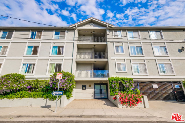 2308 Schader Drive, Santa Monica, California 90404, 2 Bedrooms Bedrooms, ,2 BathroomsBathrooms,Condominium,For Sale,Schader,24422633