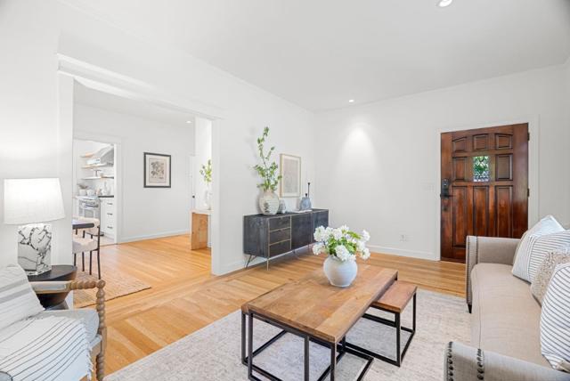 1223 Rhus Street, San Mateo CA: https://media.crmls.org/mediaz/2866ac41-800c-4a2b-be3d-220b57f0ff1d.jpg
