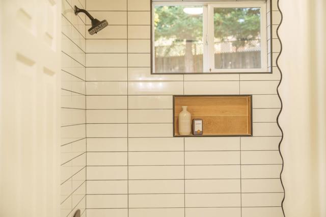 2360 Sunflower Circle, Gilroy CA: https://media.crmls.org/mediaz/2866cf79-b207-4397-92ea-417b15c205a7.jpg