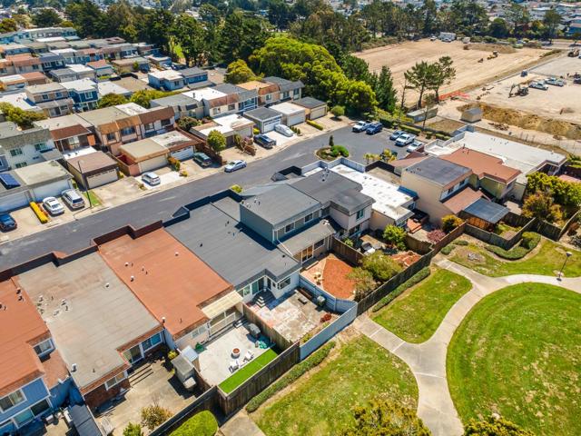 3637 Bettman Way, South San Francisco CA: https://media.crmls.org/mediaz/2866d5f9-6e1d-4cfd-aa4a-67fc6bfacebe.jpg