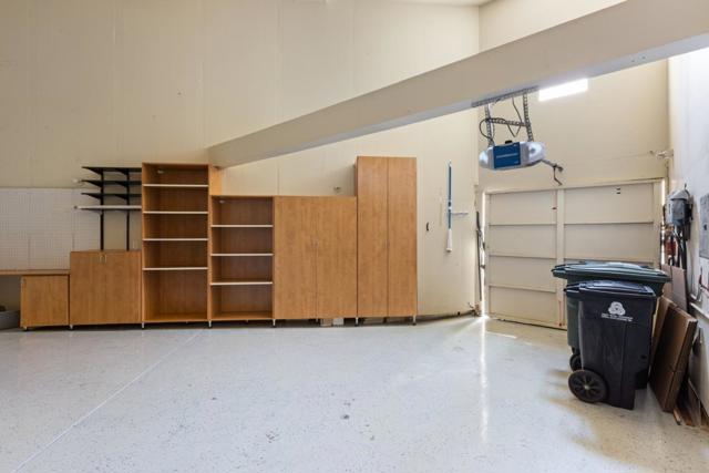 2009 Showers Drive, Mountain View CA: https://media.crmls.org/mediaz/286952a4-7039-4322-a036-3b6518d0d5d1.jpg