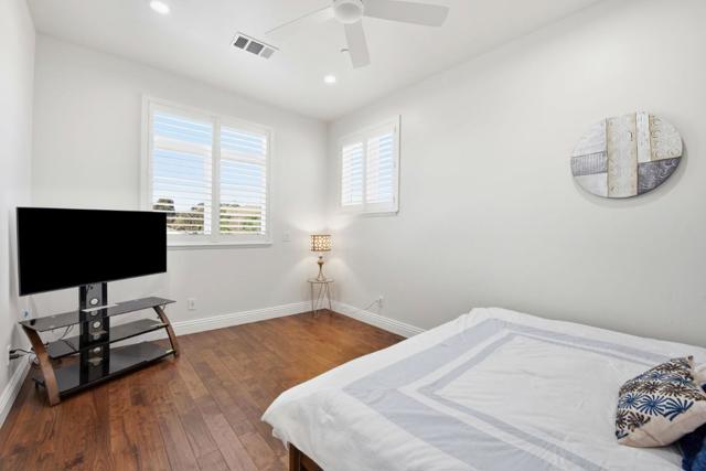 43141 Continental Drive, Fremont CA: https://media.crmls.org/mediaz/28698f55-c192-4c63-ad40-21ebac10e4aa.jpg