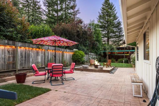 5324 Plateau Drive, Felton CA: https://media.crmls.org/mediaz/286a53e3-5bf1-4474-aca7-d7b2aed4063d.jpg