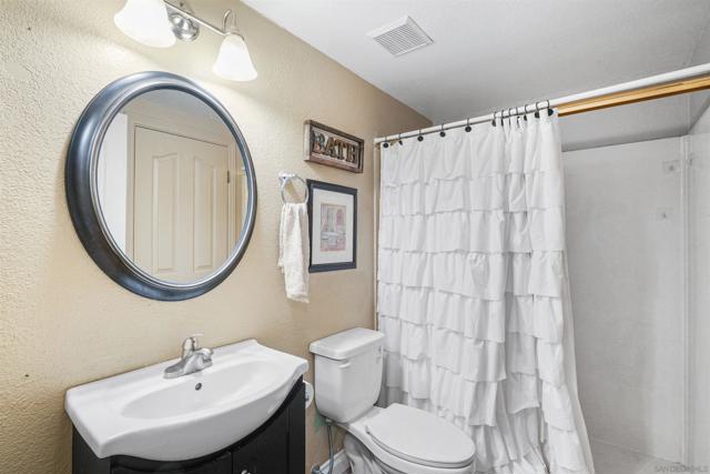 23459 Barona Mesa Rd, Ramona CA: https://media.crmls.org/mediaz/286ae475-c68d-4d45-baf8-195d27756b2c.jpg