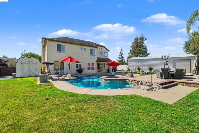 Image 41 of 57 For 2752 Placer Dr