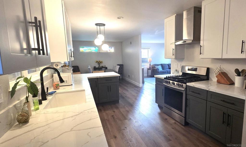 3573 Mercer - photo 5