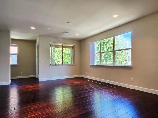 338 Santa Diana Terrace, Sunnyvale CA: https://media.crmls.org/mediaz/286c77b5-d440-4050-aa54-0d44cf31c50e.jpg