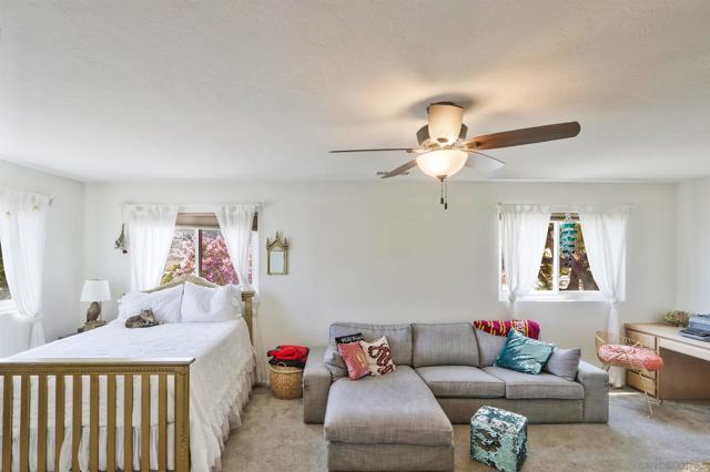 15549 Vista Vicente Dr, Ramona CA: https://media.crmls.org/mediaz/286d1710-a8ee-4bde-98d9-2f95f1bec73d.jpg