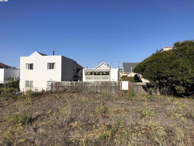 Image 12 of 19 For 146 Guttenberg St