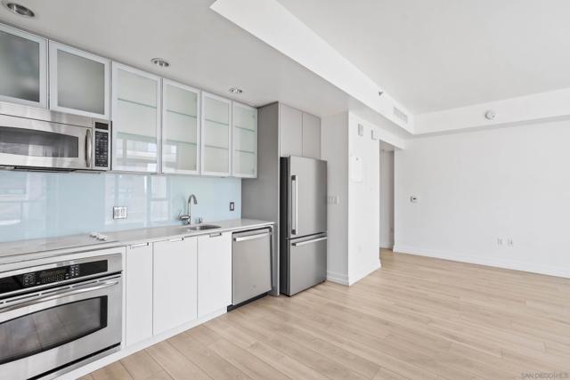 575 6th Ave, San Diego CA: https://media.crmls.org/mediaz/286f6205-792e-47d2-8f9d-93af0c66b3da.jpg