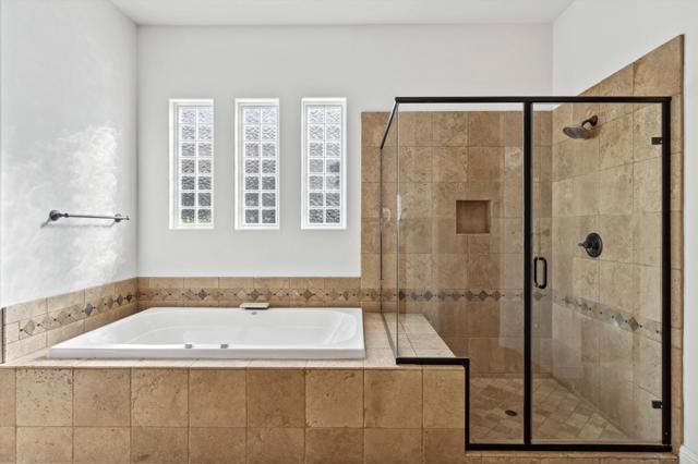 80143 Miramonte Lane, La Quinta CA: https://media.crmls.org/mediaz/287113e0-d73c-4467-905e-1e4794ff9832.jpg