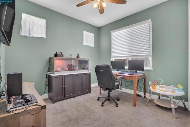 38 Pato Ct, Oakley CA: https://media.crmls.org/mediaz/2871195e-3816-4b2c-9903-d787c2805f3f.jpg