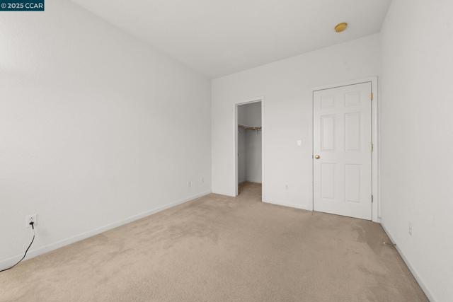 Image 37 of 60 For 868 Deer Spring Cir