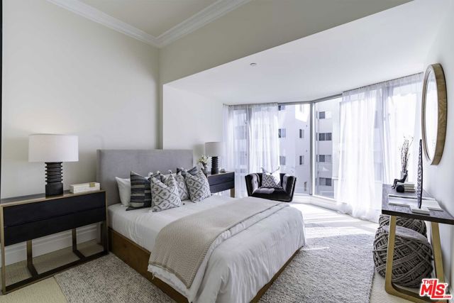 10727 Wilshire Boulevard, Los Angeles CA: https://media.crmls.org/mediaz/2872b15f-ba1d-4c62-bc0b-33e5d086c789.jpg