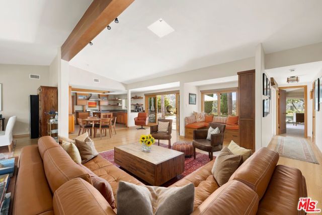 3617 Cody Road photo 13