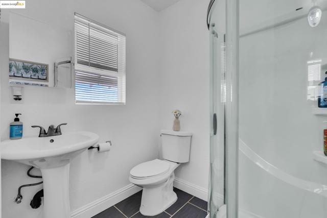 2350 W Shell Ave, Martinez CA: https://media.crmls.org/mediaz/2874a875-48ac-446f-a956-20c935f68ea1.jpg
