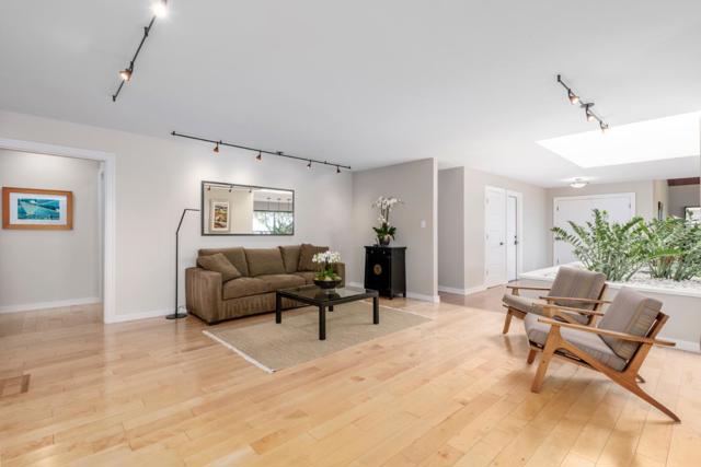 165 Golden Oak Drive, Portola Valley CA: https://media.crmls.org/mediaz/28750fad-2f57-4ea9-b981-5011fa8ac6f4.jpg