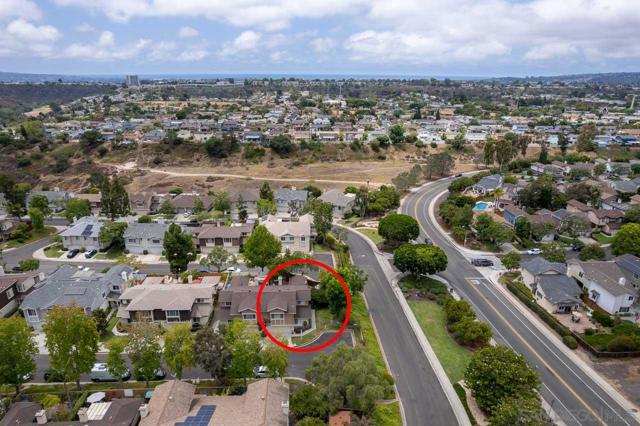 3298 Old Heather Road, San Diego CA: https://media.crmls.org/mediaz/28751104-2702-4afd-a36f-195c3ed22d16.jpg