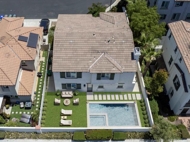 4203 Calle Del Vista, Oceanside CA: https://media.crmls.org/mediaz/2875835c-8024-4955-b8b8-9712da1f39a0.jpg