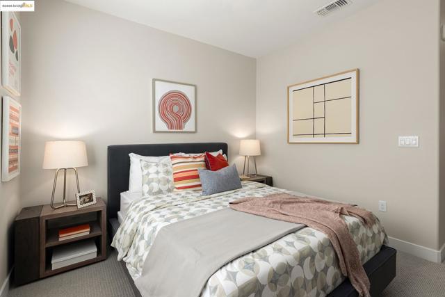 28976 Parkwood Lane, Hayward CA: https://media.crmls.org/mediaz/28765a61-afb3-4d37-b7f2-d1b69ba14691.jpg