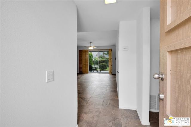 733 N Via Acapulco, Palm Springs CA: https://media.crmls.org/mediaz/2877bf09-53a7-4fa4-a903-3b42f2c8c801.jpg