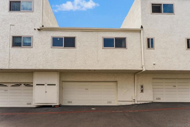 7328 Caminito Carlotta, San Diego CA: https://media.crmls.org/mediaz/28796a6d-6c10-48dd-8e08-8adfbd80d92e.jpg