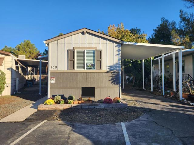 108 Cottonwood Road, Oroville CA: https://media.crmls.org/mediaz/287a0bdf-5e9a-4728-a3df-dc80aeb6029a.jpg
