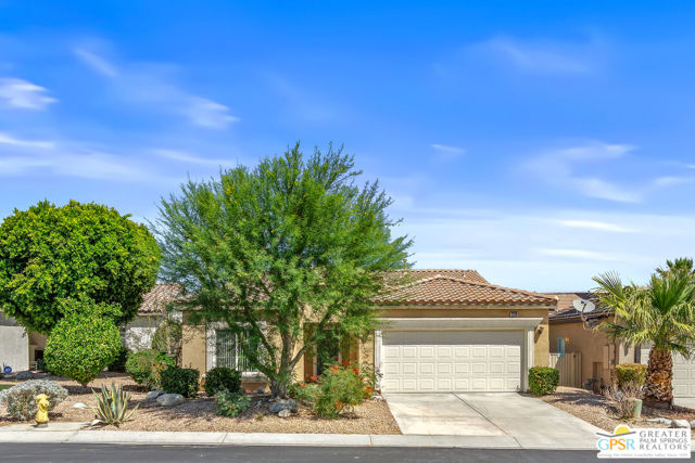 1238 Vista Sol, Palm Springs CA: https://media.crmls.org/mediaz/287a8dcc-e2f7-427c-83a9-b8f2d4e6b755.jpg